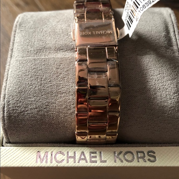 FREE SHIPPING! MICHAEL KORS-NWT Rose Gold WATCH - Picture 3 of 12